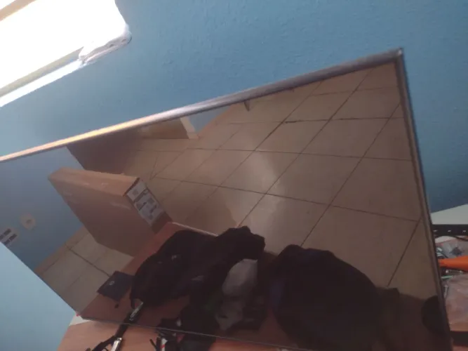 Vende se uma tv
