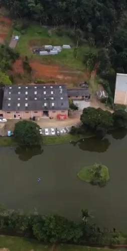 Galpão/Depósito/Armazém para venda tem 1100 metros quadrados