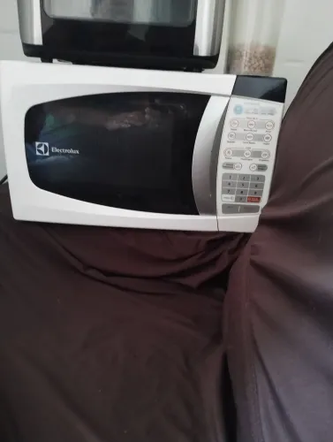 Microondas Electrolux 20 litros