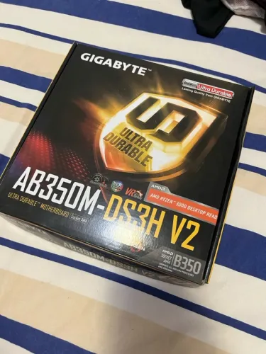 Placa mãe Gigabyte AB350M-DS3H