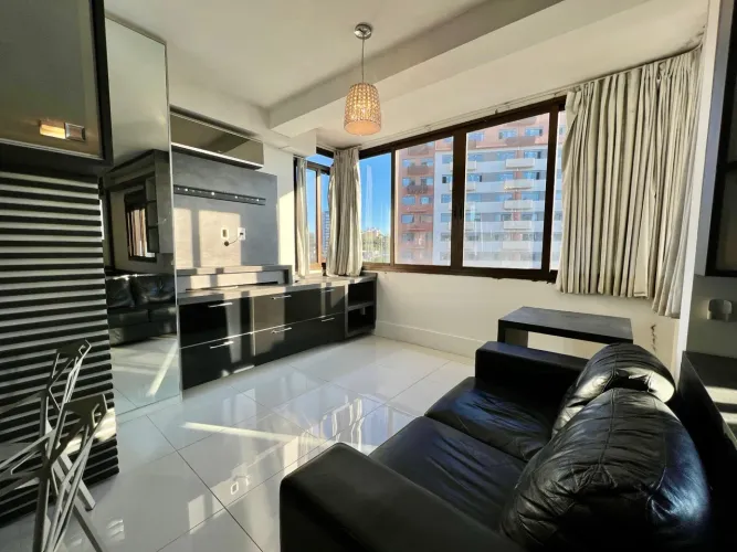 Apartamento com 2 vagas de garagem no bairro Moinhos de Vento.