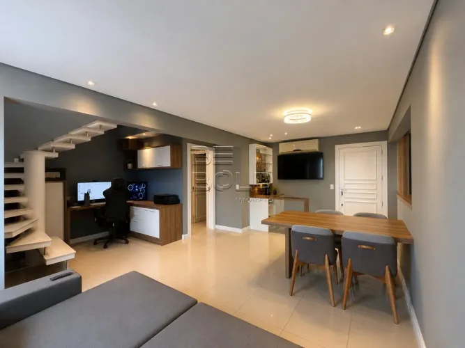 Cobertura duplex com churrasqueira no Estreito