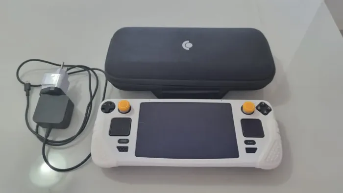 Steam Deck - LCD 64gb + MicroSD 512gb Samsung EVO PLUS + Acessórios + Dock portátil UGREEN