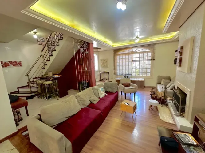 Casa de alto padrão no Condomínio Aldo Locatelli.