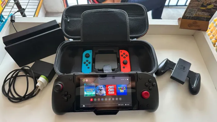 Nintendo Switch V1 Completo + Joy-Con Original + Estojo + Acessórios