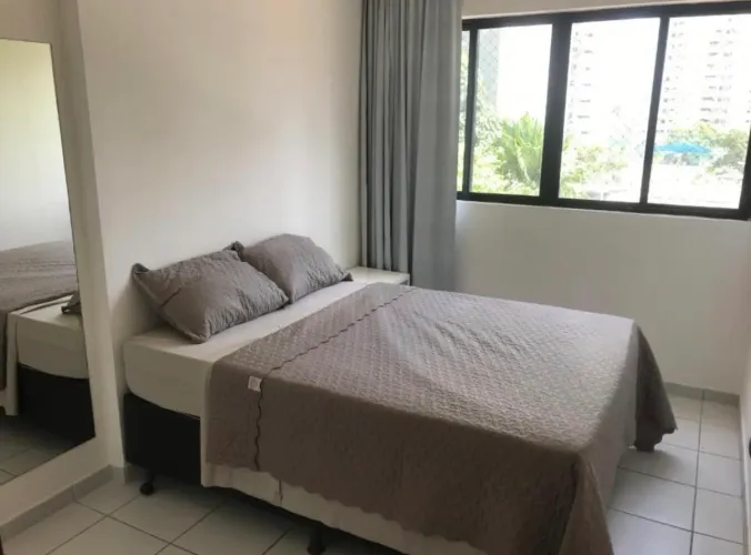 Cama Box Casal em Bom Estado - Pouco Uso