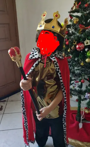 Fantasia Rei infantil