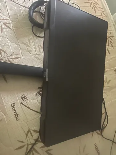 4.3 (83) Monitor Gamer Samsung Odyssey G40 25" FHD, Tela Plana, 240Hz, 1ms