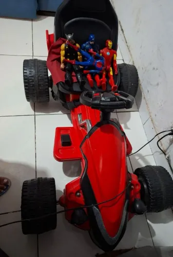 KART ELÉTRICO INFANTIL - VERMELHO