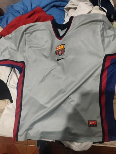 Camiseta Barcelona Ronaldinho treino 2005