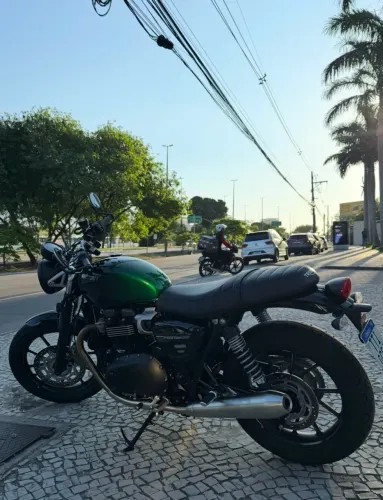 Triumph Speed Twin 900cc Stealth Edition 2024