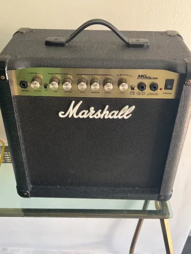 AMPLIFICADOR MARSHALL MG15CDR EM PERFEITO ESTADO