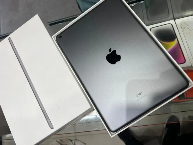 iPad 8