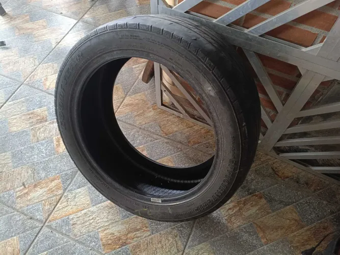 Pneu 70% de vida