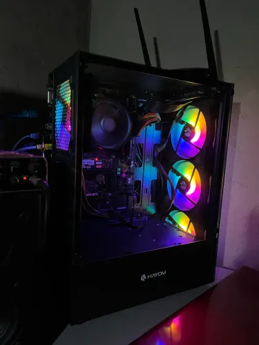 Computador em ótimo estado 