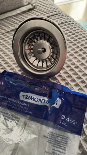 Válvula para pia e cuba Tramontina 4 1/2"