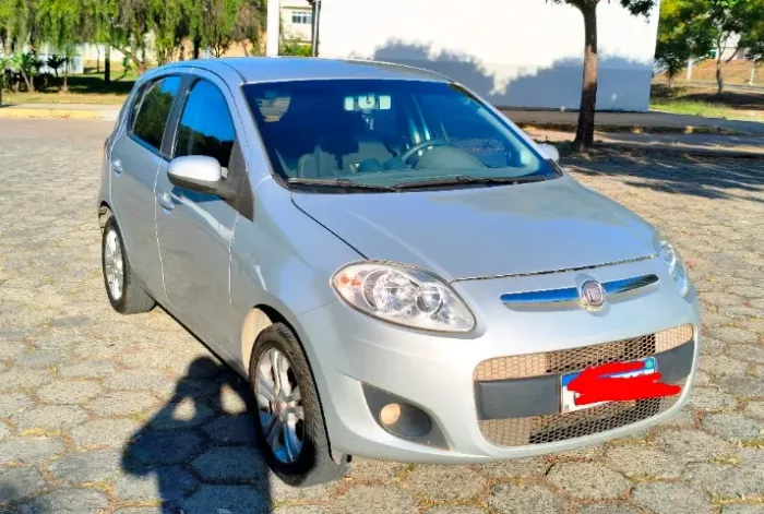 Fiat Palio Essence 1.6 Flex 16V 5P 2013