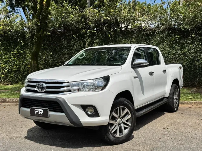 Toyota Hilux CD SRV 4X4 2.8 TDI Diesel Aut. 2017