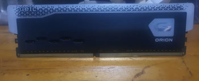 Memória RAM DDR4 16GB com RGB 3000mhz
