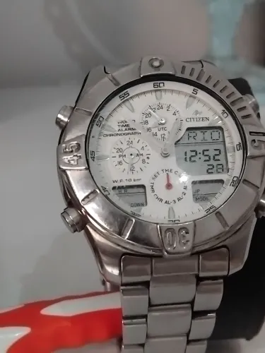 Relógio Citizen c300