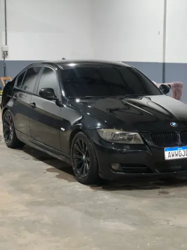 BMW 320I A 2010