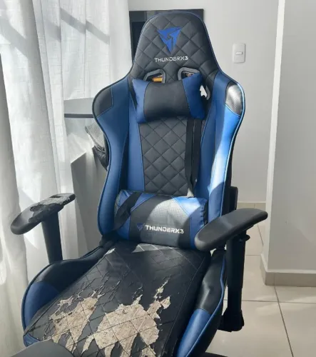 Cadeira Gamer ThunderX3 TGC12 Preto/Azul - Usada