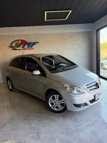 Mercedes-Benz Classe B 180 1.7 116cv Aut. 2011