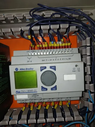 Plc Allen Bradley 1760-L-18BWB-EX