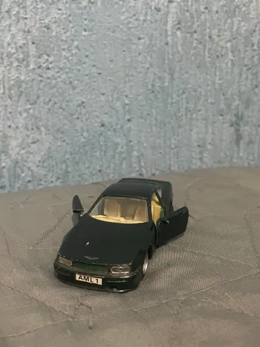 Carros miniaturas colecionáveis