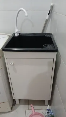 Tanque com armário e torneira completo