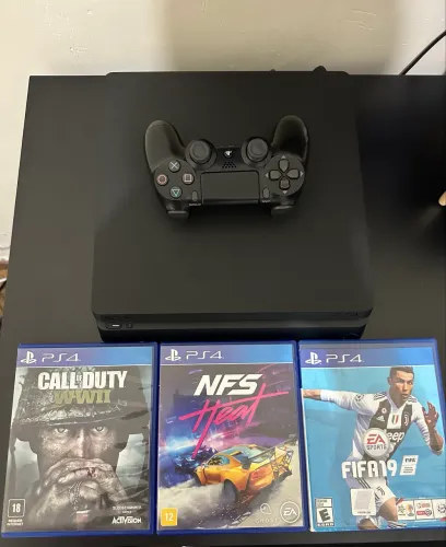 PlayStation 4 Slim 1TB