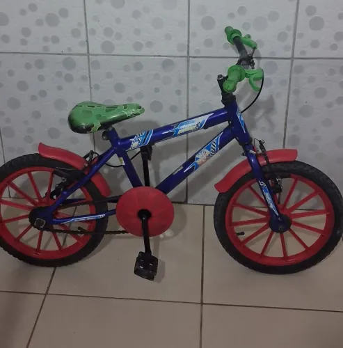 BICICLETA INFANTIL ARO 16 SEMI NOVA
