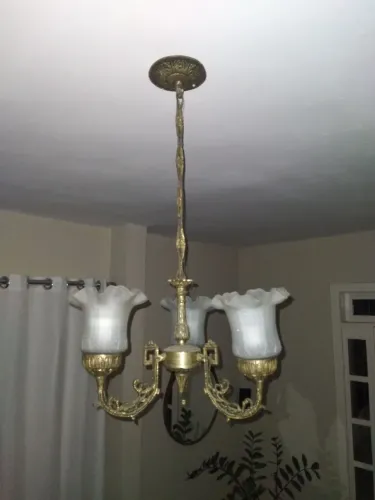 Lustre triplo bronze teto sala