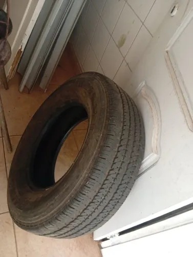 Pneu 245/70/16