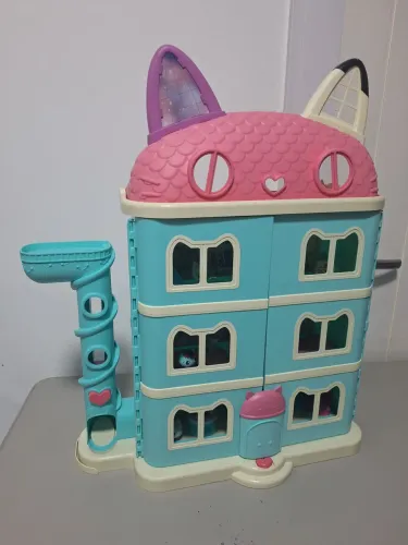 A casa mágica da Gabby