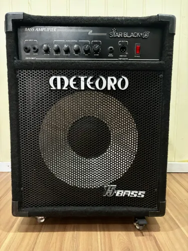 Amplificador Meteoro Star Black 15 falante de alumínio 