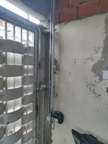 Vendo porta, janela, motor de portão basculante 