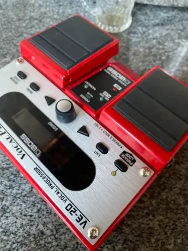 Vendo Pedaleira da Boss ve-20