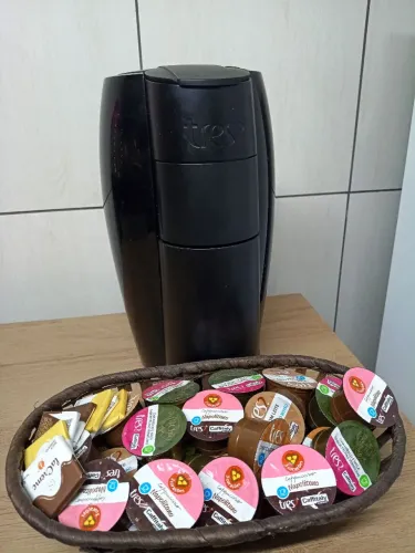 Excelente e Prática, Máquina de Café _ , Três Corações, Semi Nova, Poucas Vezes Usada