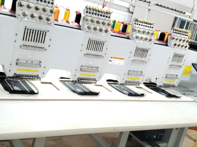 Máquina de bordar Bordatex 4 cabeças 9 agulhas