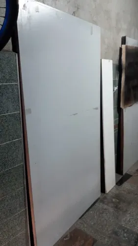 4 Divisorias em Madeira