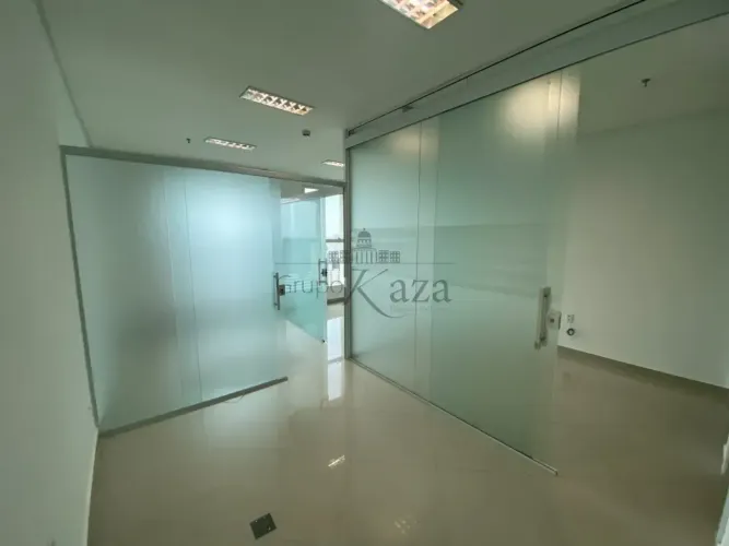 Sala Comercial - Jardim das Colinas - Comercial Helbor Offices - 40m²