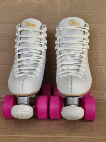 Patins RYE 33 - Branco - Novinho!!!
