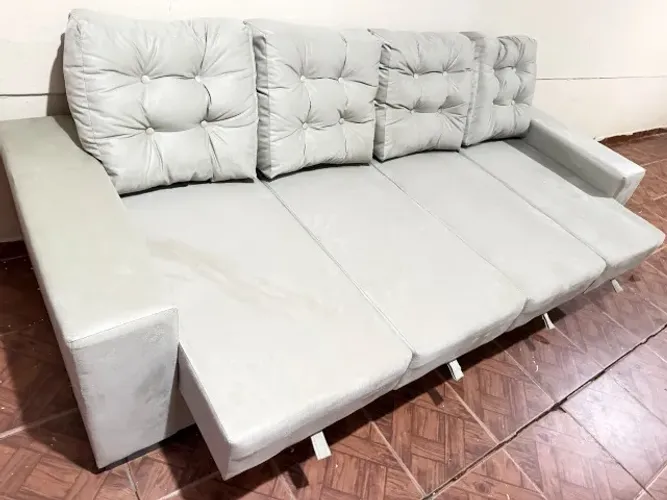 Sofá 2,40M Retrátil 04 Assentos Novo (Promoção de Fábrica)