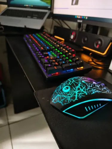 Teclado Mecânico Gamer + Mouse Gamer