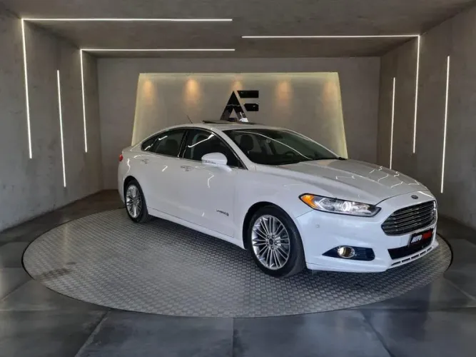 Ford Fusion Titanium Hybrid 2.0 145cv Aut. 2016