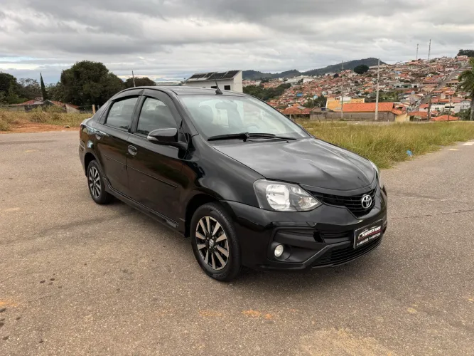 Toyota Etios XLS Sedan 1.5 Flex 16V 4P Aut. 2019