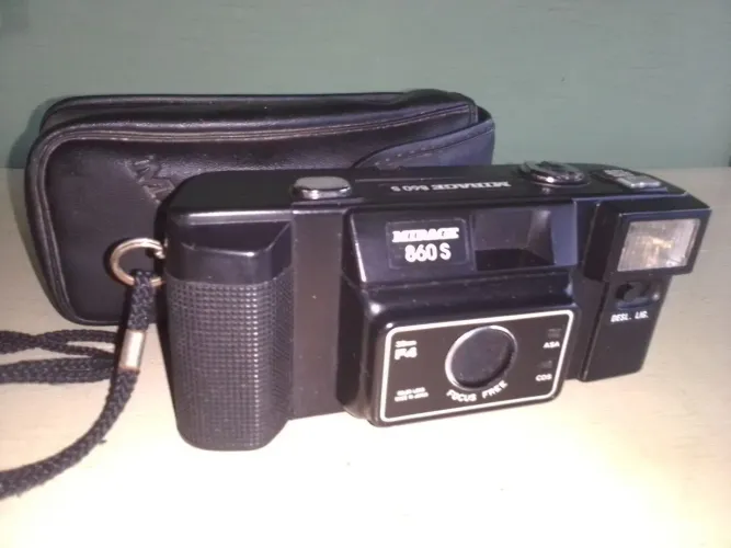 Camera fotográfica analógica Mirage