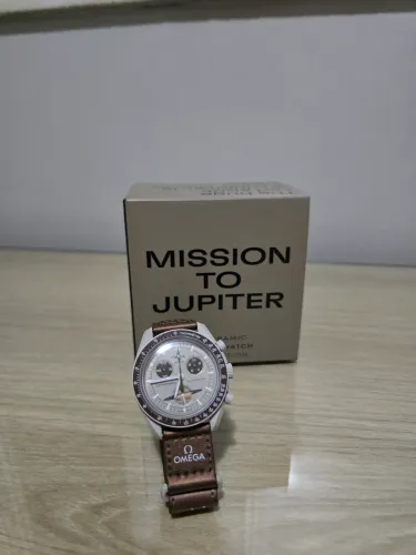 Relógio Omega x Swatch mission to Jupiter