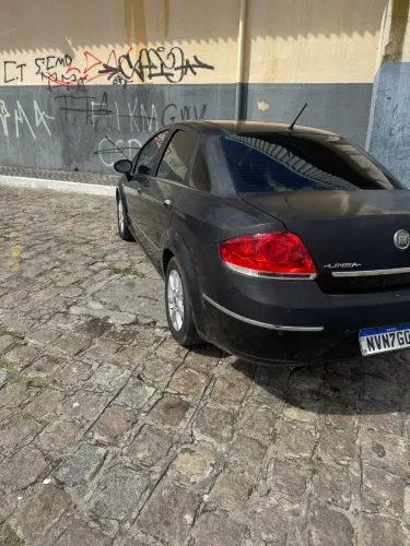 Fiat Linea Essence 1.8 Flex 16V 4P 2013